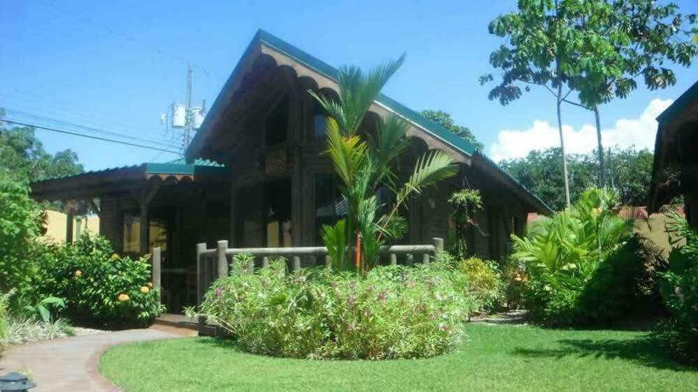 Villas Bungalows Ballena Uvita Exterior photo