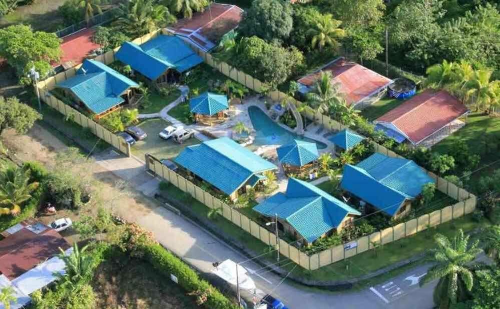 Villas Bungalows Ballena Uvita Exterior photo