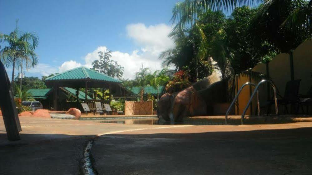 Villas Bungalows Ballena Uvita Exterior photo